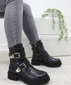 Missmodaluxe CHUNKY SOLE BUCKLE DETAIL ANKLE BOOT 7 Missmodaluxe CHUNKY SOLE BUCKLE DETAIL ANKLE BOOT -Miss Moda Luxe Shop 3002ABLK