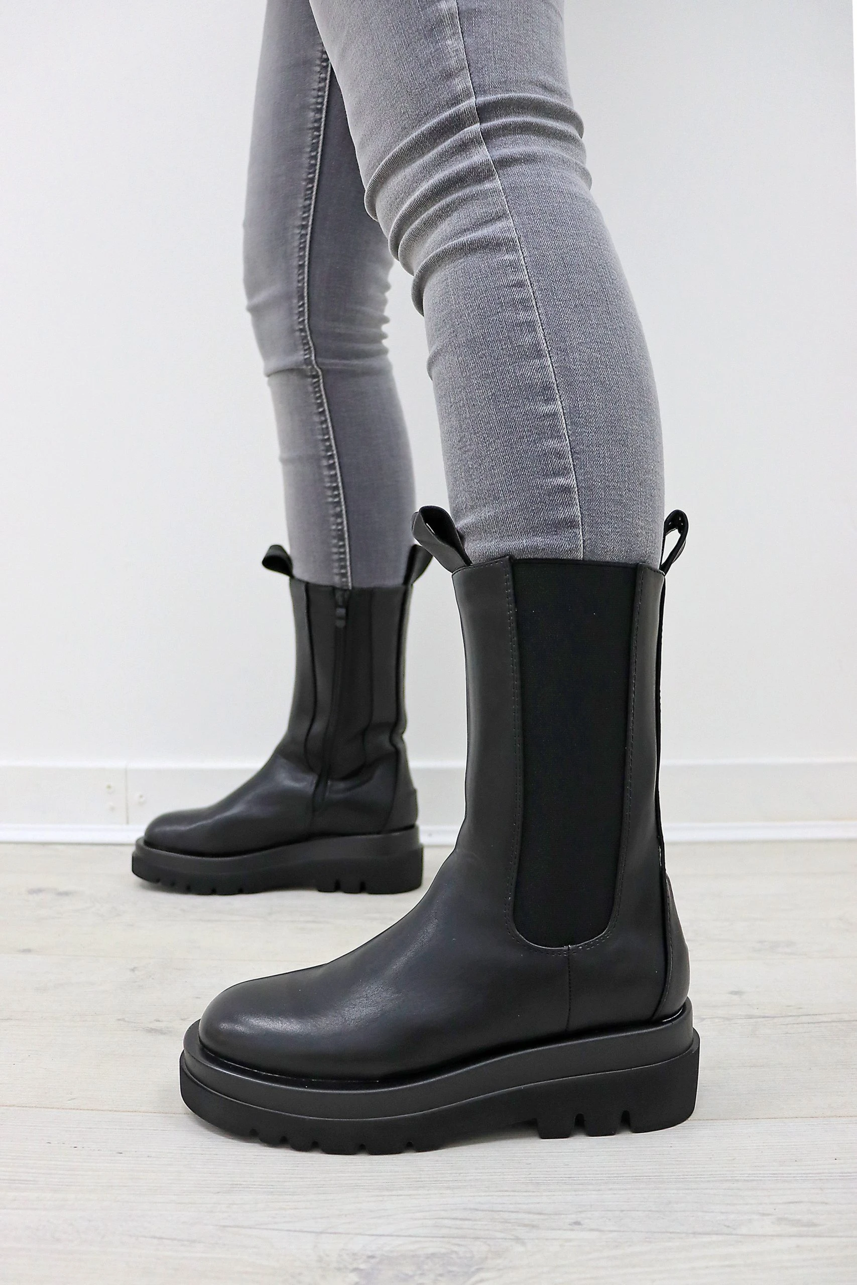 Missmodaluxe PULL UP TALL BLACK MOTO BOOT 2 Missmodaluxe PULL UP TALL BLACK MOTO BOOT - Image 2
