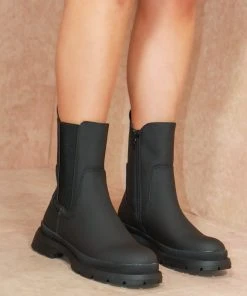 Miss Moda Luxe The SARA Black Zip Up Low Rise Chunky Ankle Boot -Miss Moda Luxe Shop SARAJADE 12 scaled