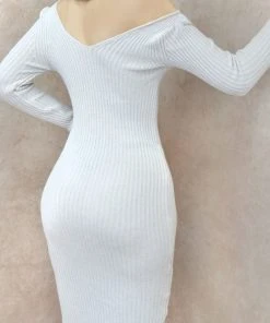 Miss Moda Luxe Beige Midi Chunky Long Sleeve Knit Dress -Miss Moda Luxe Shop beigechunkydress4 scaled