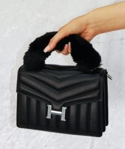 Miss Moda Luxe Black Faux Fur Handle Chevron Quilted Handbag -Miss Moda Luxe Shop blackhermes4 scaled