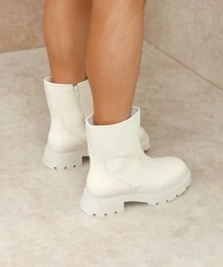 Miss Moda Luxe BRIT Beige Chunky Calf High Wellie Boot -Miss Moda Luxe Shop boots 20 scaled