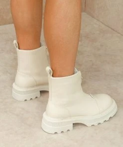 Miss Moda Luxe FRANKIE Beige Zip Up Chelsea Boot -Miss Moda Luxe Shop boots 40 scaled