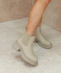 Miss Moda Luxe CLARA Beige Low Rise Heeled Chelsea Boot -Miss Moda Luxe Shop boots 6 scaled
