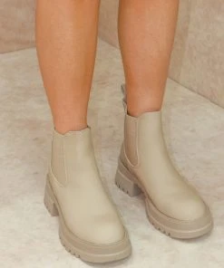Miss Moda Luxe CLARA Beige Low Rise Heeled Chelsea Boot -Miss Moda Luxe Shop boots 7 scaled