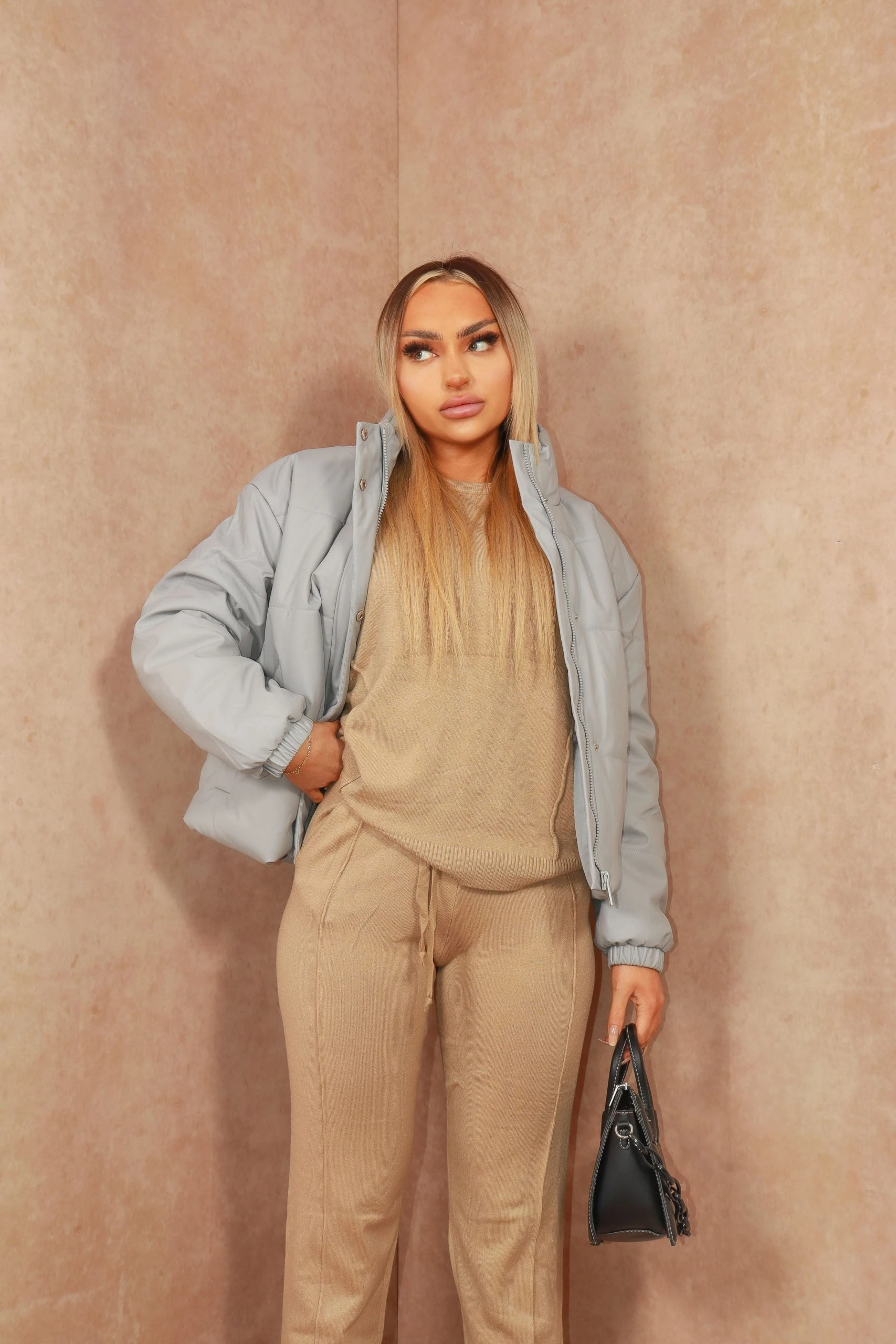 Miss Moda Luxe Grey Cropped Faux Leather Look Puffer Jacket 4 Miss Moda Luxe Grey Cropped Faux Leather Look Puffer Jacket - Image 4