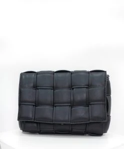 Miss Moda Luxe THE ZHARA BLACK WOVEN CLUTCH BAG -Miss Moda Luxe Shop hollymirror 203 scaled