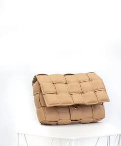 Miss Moda Luxe THE ZHARA BEIGE WOVEN CLUTCH BAG -Miss Moda Luxe Shop hollymirror 205 scaled