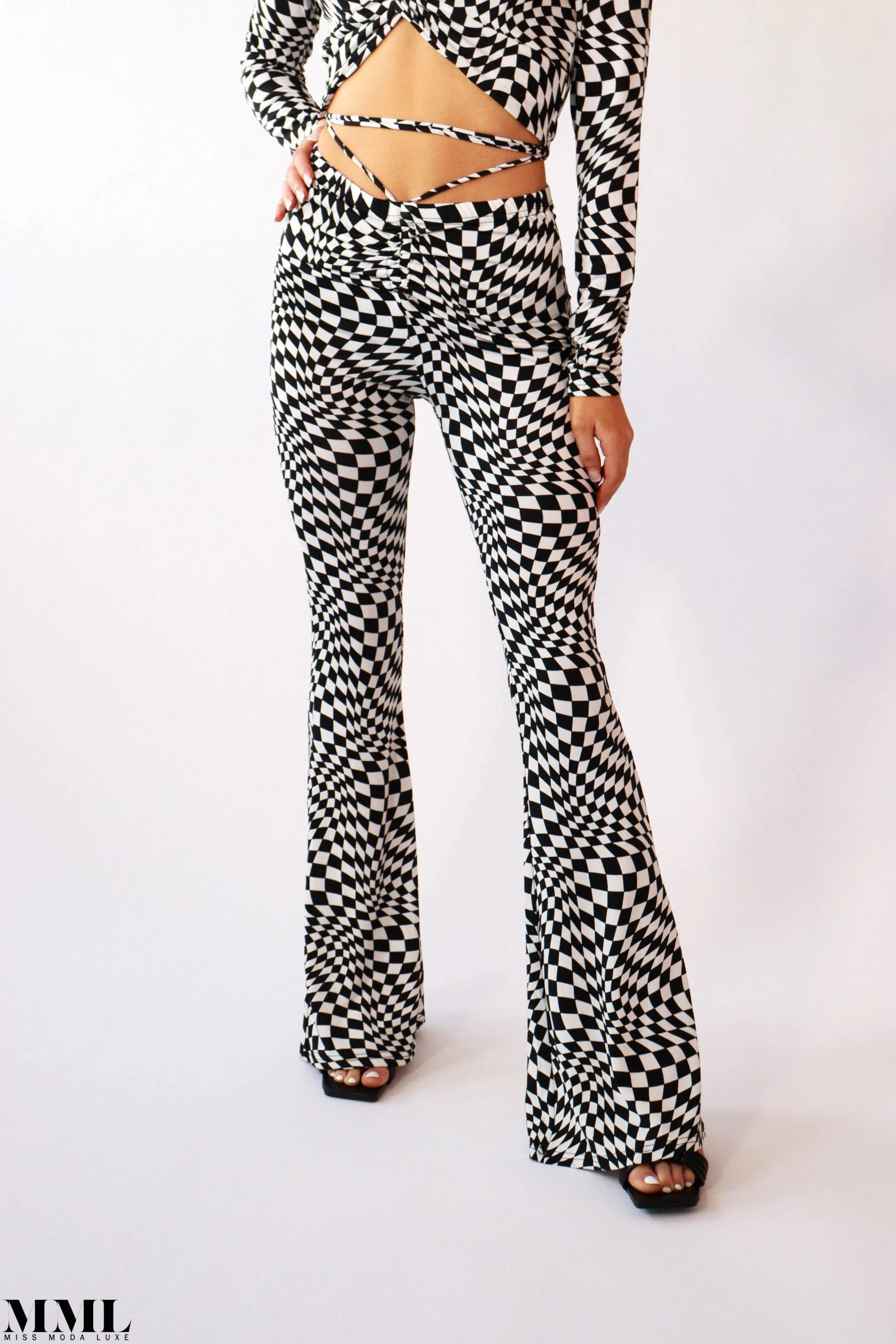 Miss Moda Luxe THE ILLUSION CHECKERBOARD CO ORD BLACK/WHITE 7 Miss Moda Luxe THE ILLUSION CHECKERBOARD CO ORD BLACK/WHITE - Image 7