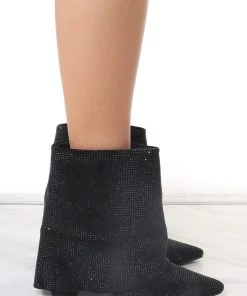 Miss Moda Luxe Black Diamante Fold Over Shark Ankle Boot 8 Miss Moda Luxe Black Diamante Fold Over Shark Ankle Boot -Miss Moda Luxe Shop redo 143 scaled