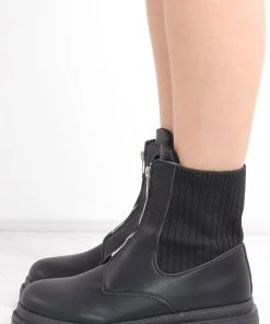 Miss Moda Luxe Black Zip Front Chunky Ribbed Ankle Boot -Miss Moda Luxe Shop redo 626 scaled