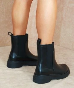 Miss Moda Luxe The MAYA Low Rise Black Chunky Chelsea Boot -Miss Moda Luxe Shop sashamya 10 scaled