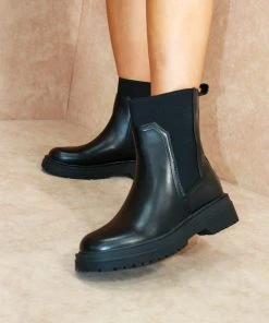 Miss Moda Luxe The MAYA Low Rise Black Chunky Chelsea Boot